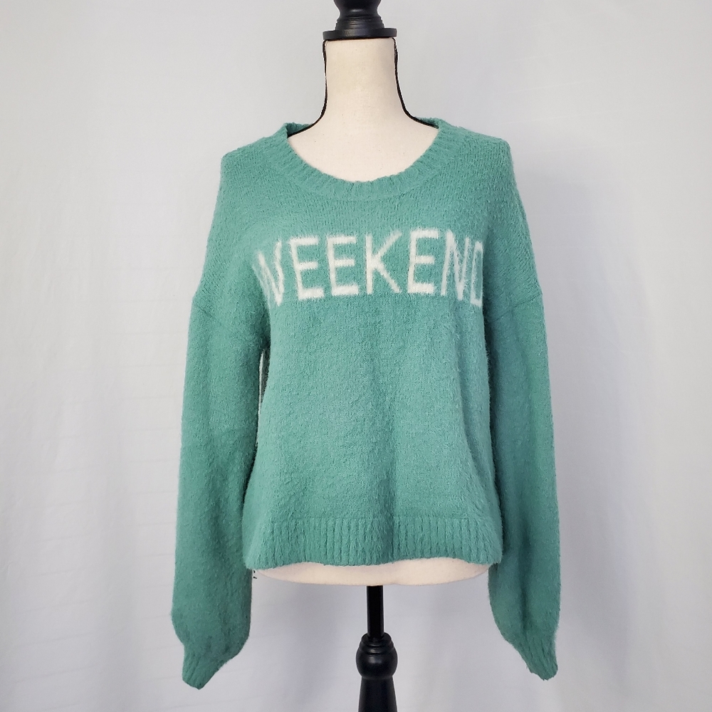 Hem & Thread Weekend Fuzzy Sweater A537